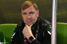 Интервью. Виталий Левченко: "Мен учун футболчининг жамоада ўйнаш истаги муҳим"