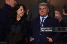 Жоан Лапорта газакли патнисни отиб юборди