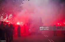 "Барселона" мухлисларининг Париждаги хатти-ҳаракати учун жаримага тортилди