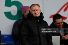 Скоулз: "Манчестер Юнайтед" доим марказда эшикларни очиб қўяди"