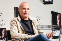 Иньеста "Барса" ҳақида: "Ўйинга қараганда, требл ҳақида гапириш – муболаға эмас. Ҳамма нарса яқин кунлардаги ўйинларда ҳал бўлади"